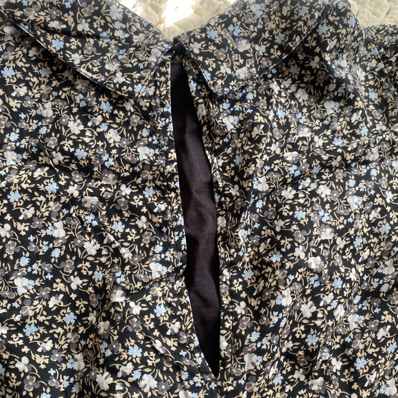 💮🩶🖤FREE PEOPLE MINI DRESS / THREE- QUARTER PUFF SLEEVES/ DARK FLORAL 🖤🩶👗 - Picture 11 of 15